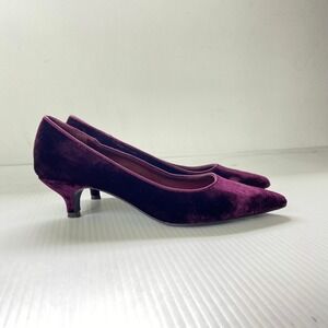 Lauren Ralph Lauren Plum Purple Velvet Kitten Heels Pumps Womens 7.5B
